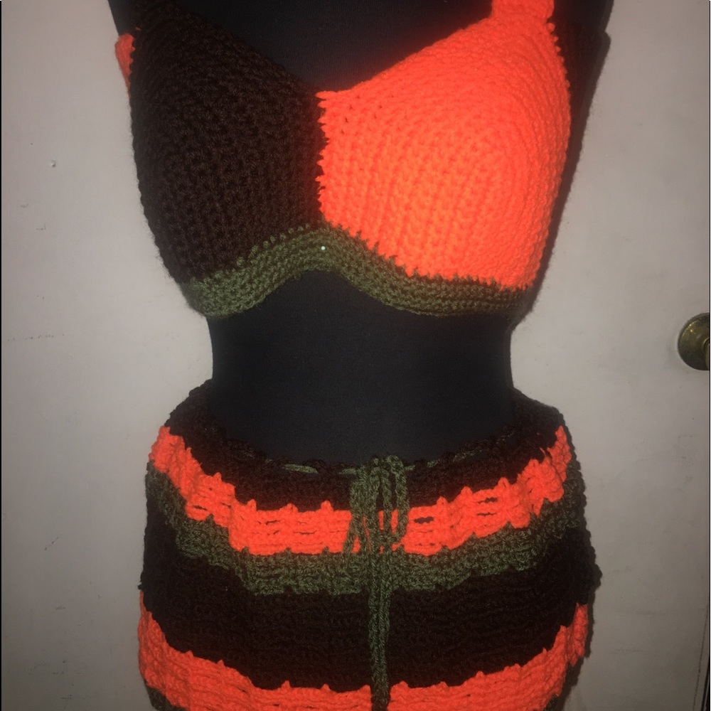 Skirt an top crochet